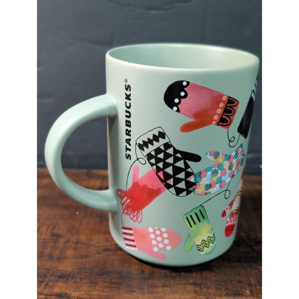 STARBUCKS 2017 - Mittens Christmas Holiday Mug Cup - Limited Edition 12 Fl Oz
